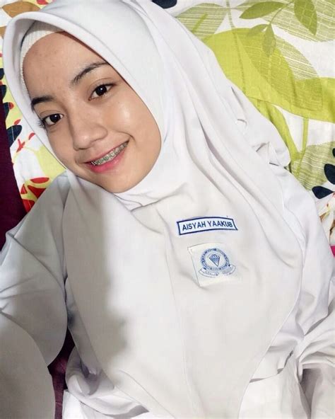 awek sedap twitter|Budak sekolah hisap konek sambil lancap • Malay Sex.